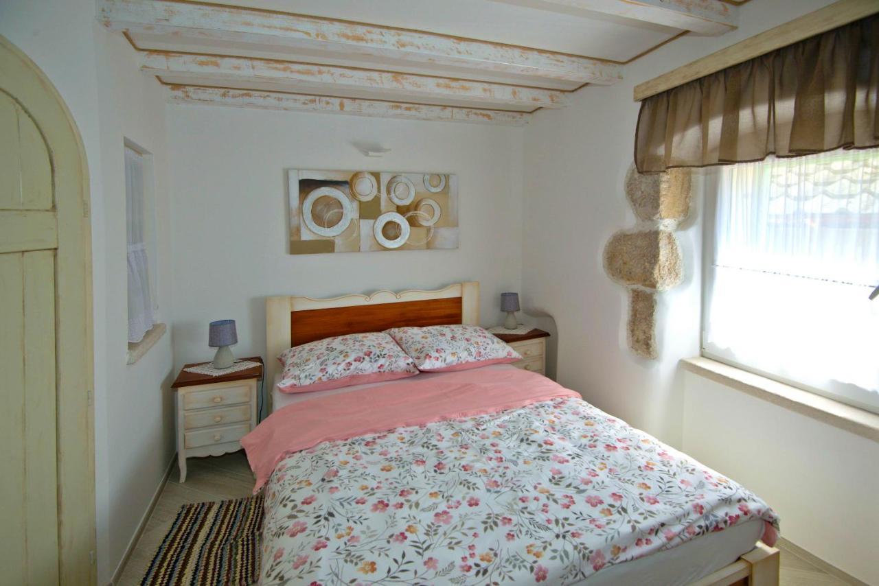 Apartment Sanjin More Antique Baska  Exterior photo
